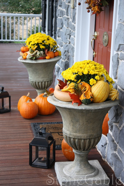 Outdoor Fall Decor - StoneGable
