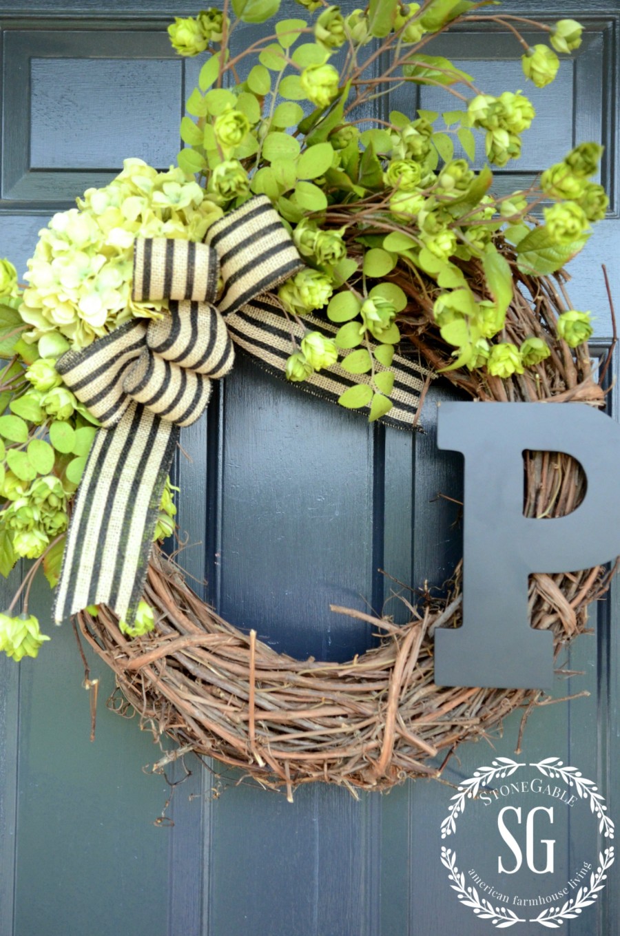 10 EASY WAYS TO DECORATE FOR SUMMER- summer wreath-stonegableblog.com