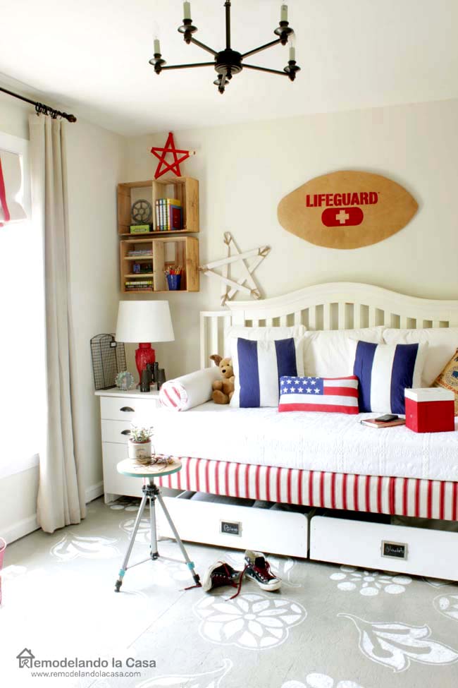 rlc-patriotic bedroom with lifeguard board1