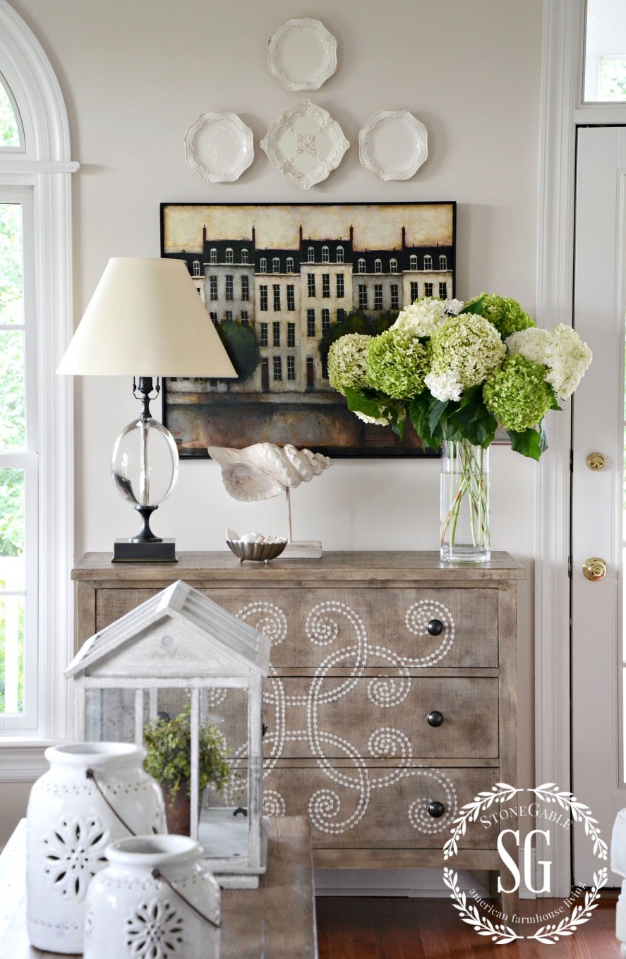 5 TIPS FOR FINDING THE PERFECT PAINT COLOR
