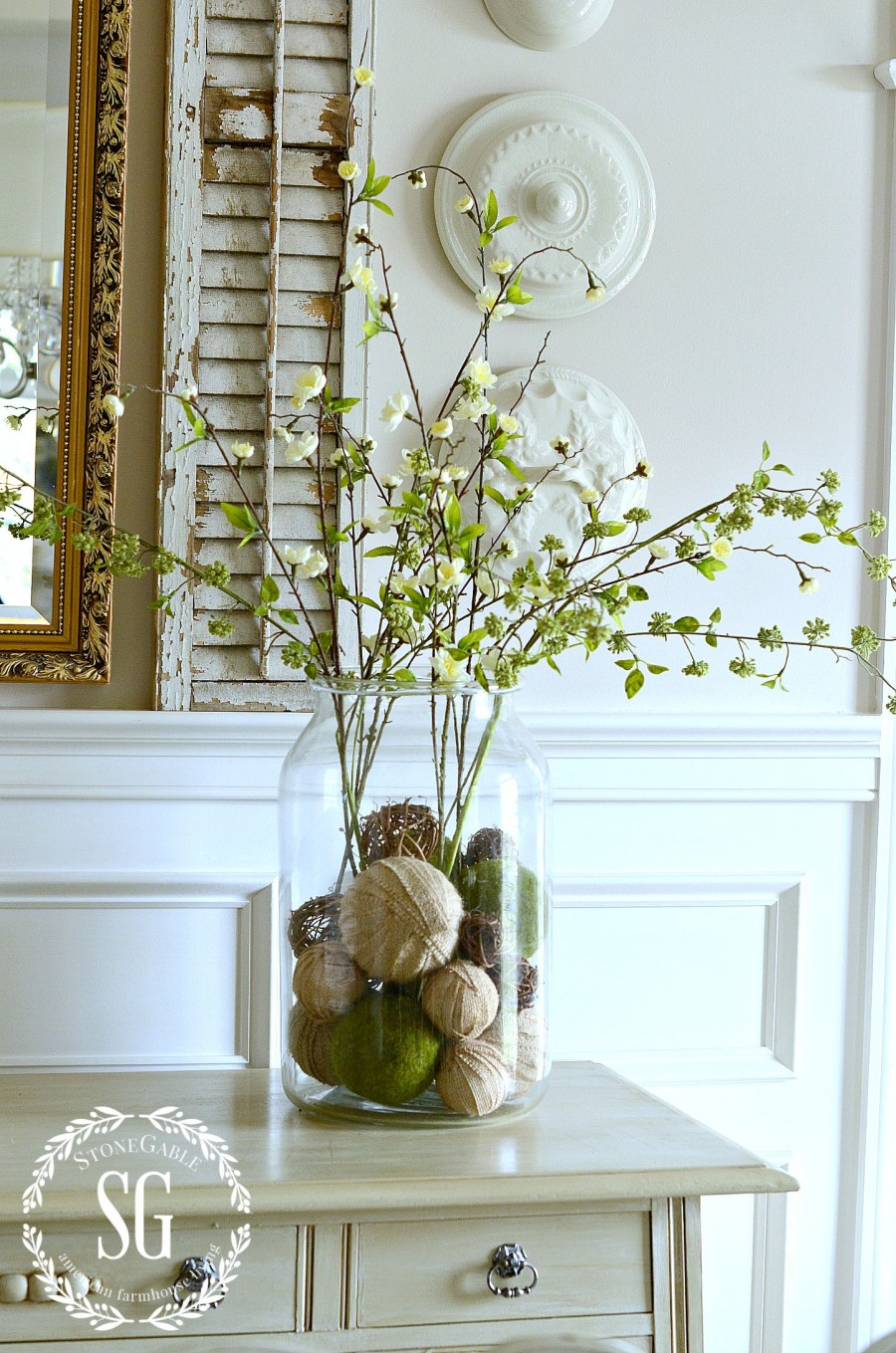 ADDING FILLER AND FLUFF IN HOME DECOR- decorator's secret for creating full and beautiful centerpieces, vignettes and arrangements-stonegableblog.com