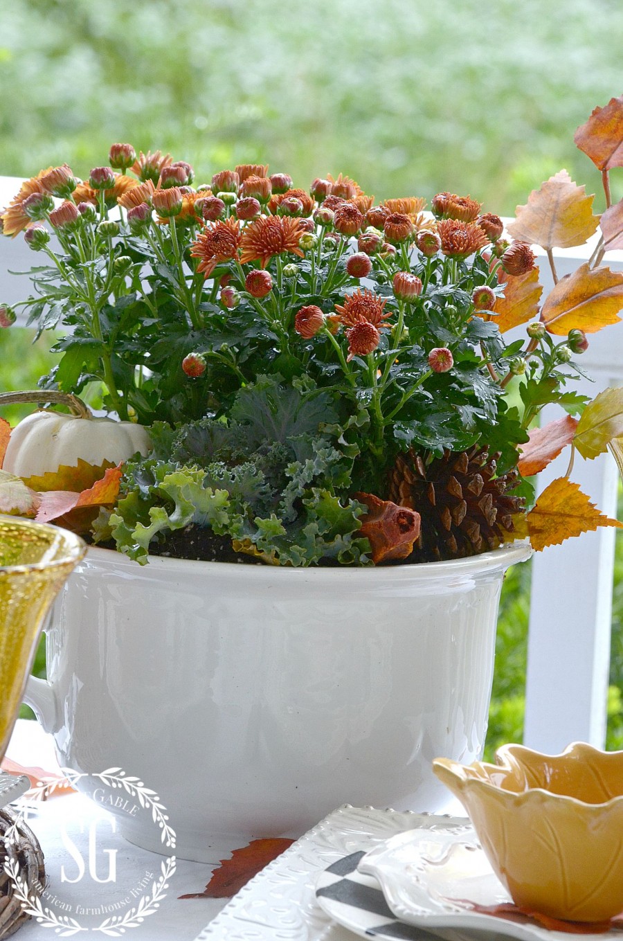 FALL TABLESCAPE ON THE BACK PORCH-Setting an eary fall table with autumnal colors and elements-stonegableblog.com