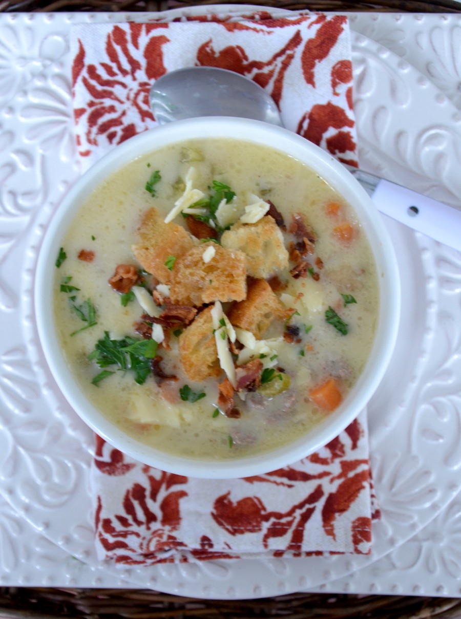 HEARTY BACON CHEESEBURGER SOUP-A scrumptious soup that eats like a meal!