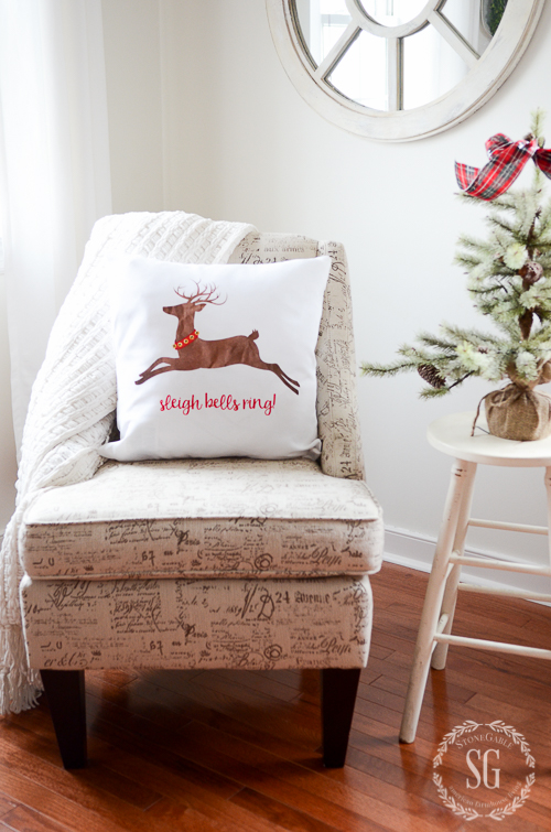 ALL THROUGH THE HOUSE CHRISTMAS TOUR- featuring guest bedrooms