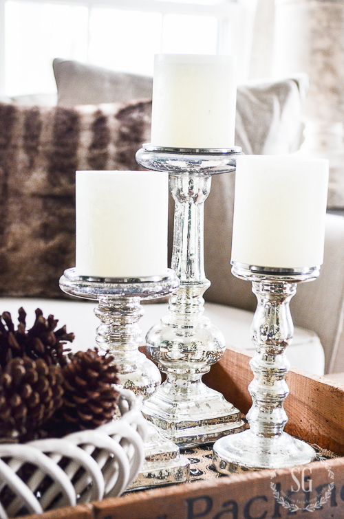 EARLY WINTER VIGNETTE-Easy to create, chic and neutral