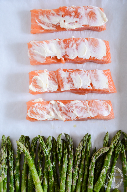 http://www.epicurious.com/recipes/food/views/baked-mustard-crusted-salmon-with-asparagus-and-tarragon-56389444