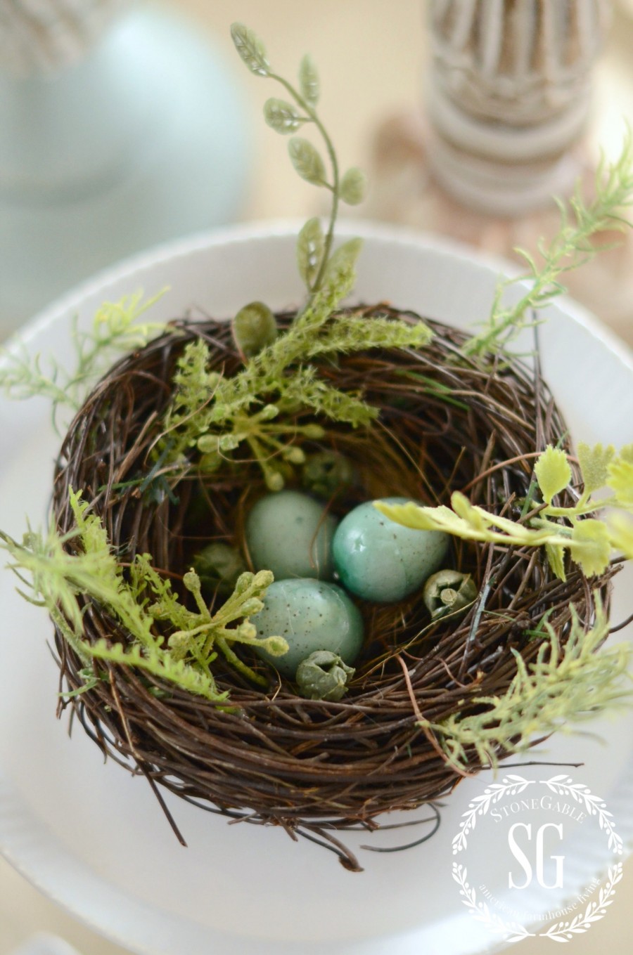 HOW TO DECORATE FOR SPIRNG AFTER EASTER
