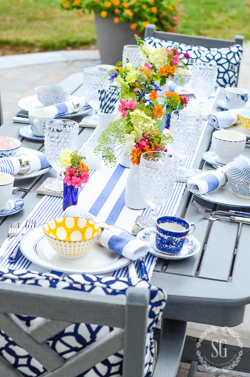 AL FRESCO DINING-Creating a beautiful dining space with these easy tips.