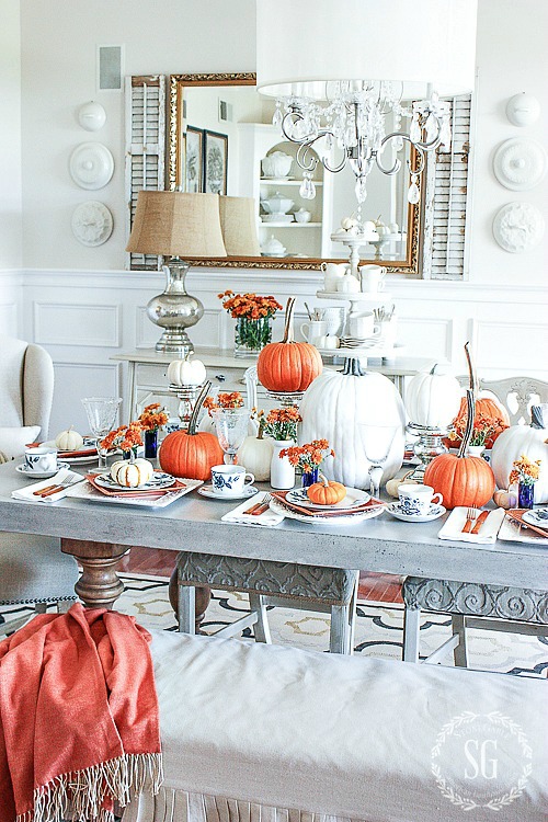 BLUE AND WHITE AND FALL TABLESCAPE- A fall tablescape celebrating the abundance of pumpkins!