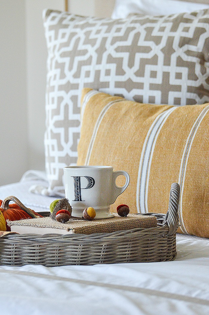CREATING A BEAUTIFUL FALL BED AND A GIVEAWAY