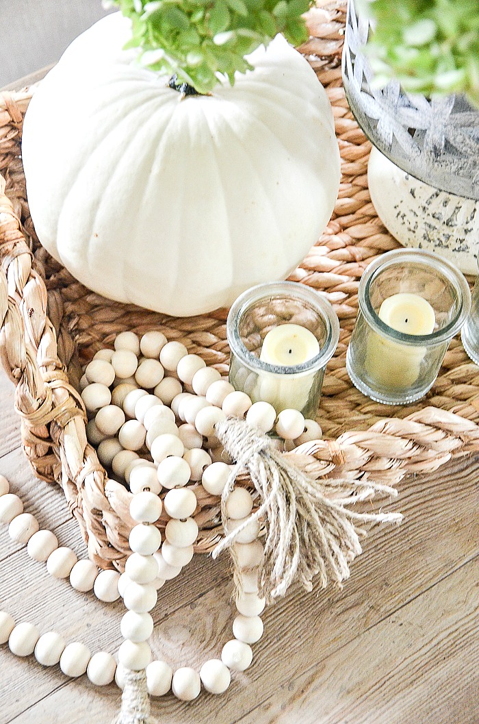 STYLING AN EASY FALL VIGNETTE