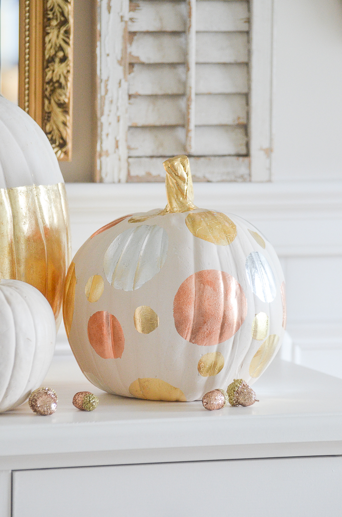 ADD A BIT OF BLING TO YOUR PUMPKINS