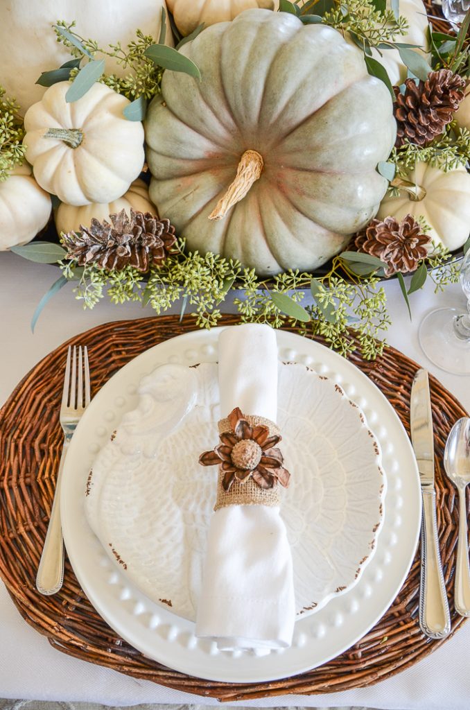 27 Cute Christmas Napkin Rings To Polish The Table Decor - Shelterness