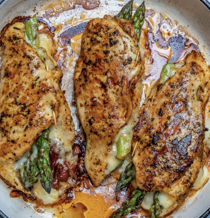 chicken and asparagus dish