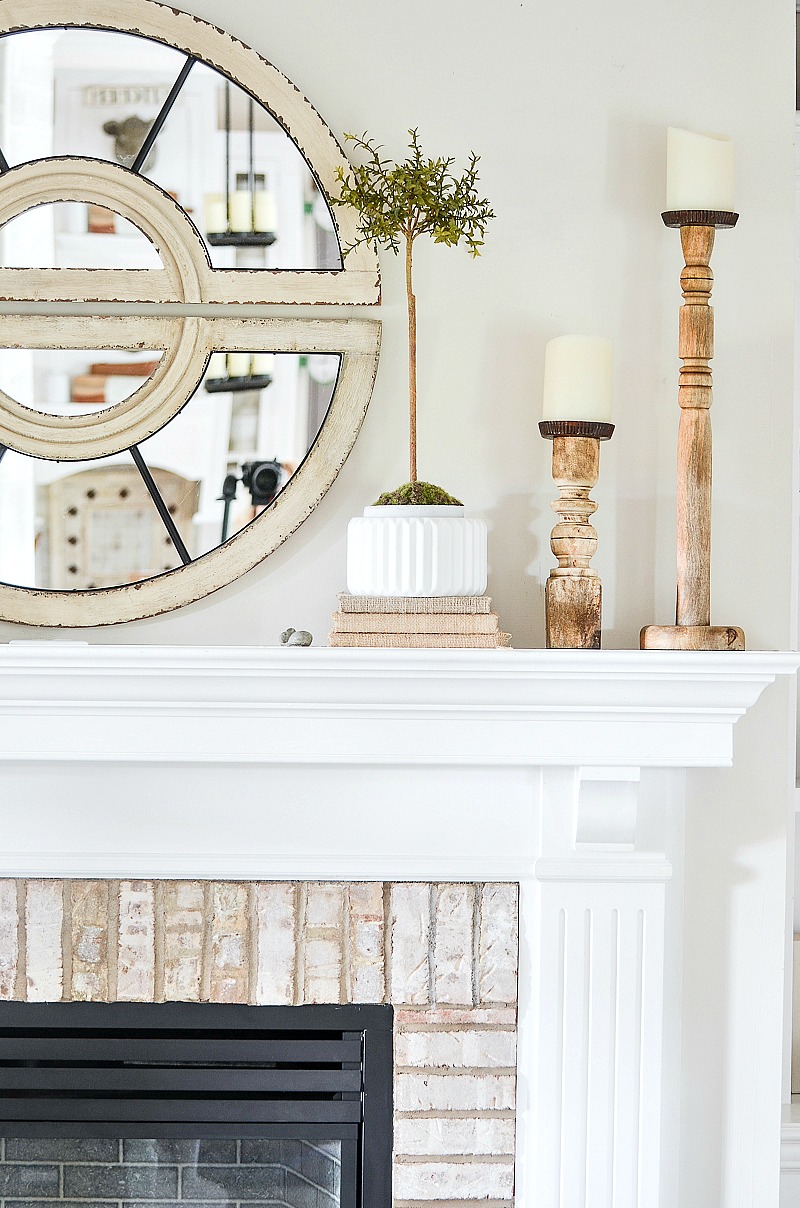 HOW TO STYLE A MANTEL LIKE A PRO!