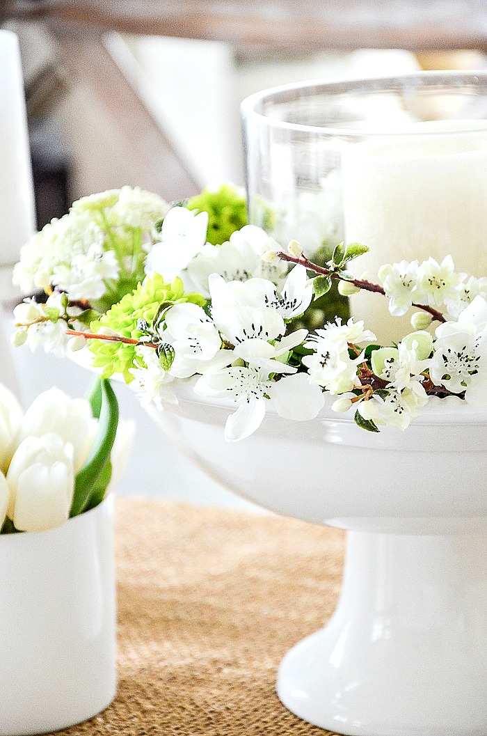 Pretty And Easy Spring Centerpiece