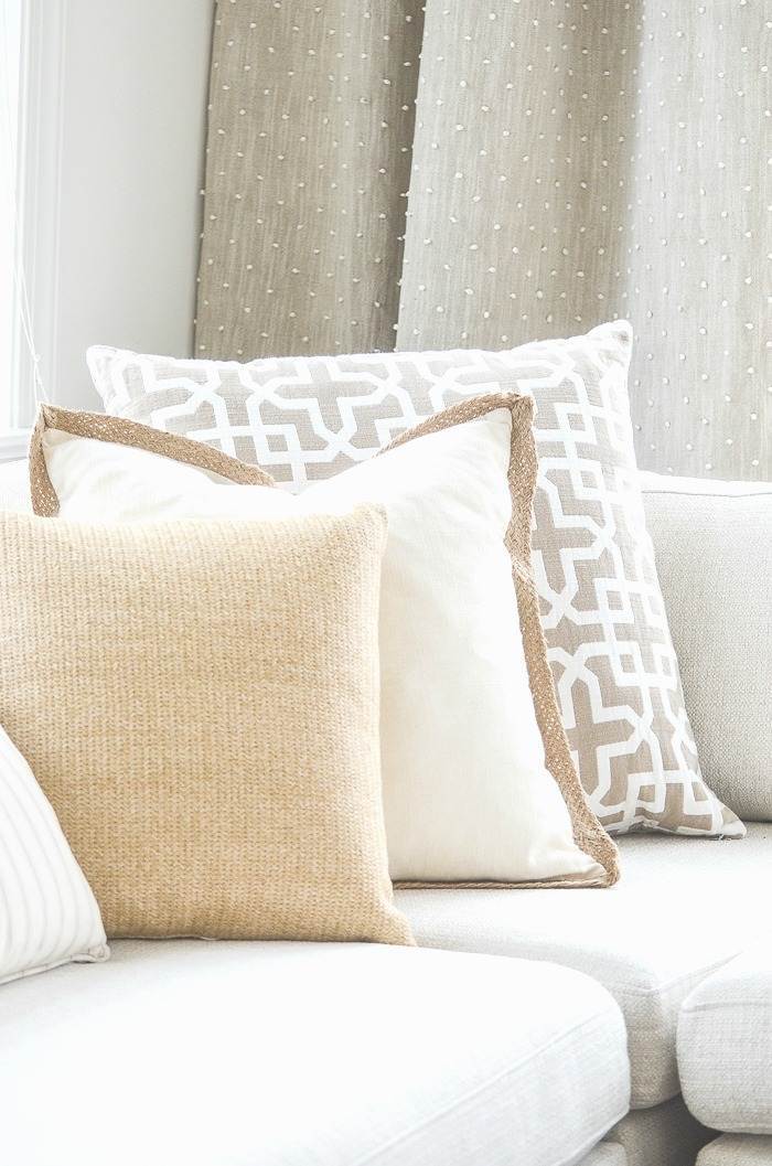 HOW TO CHOOSE PILLOWS FOR YOUR HOME