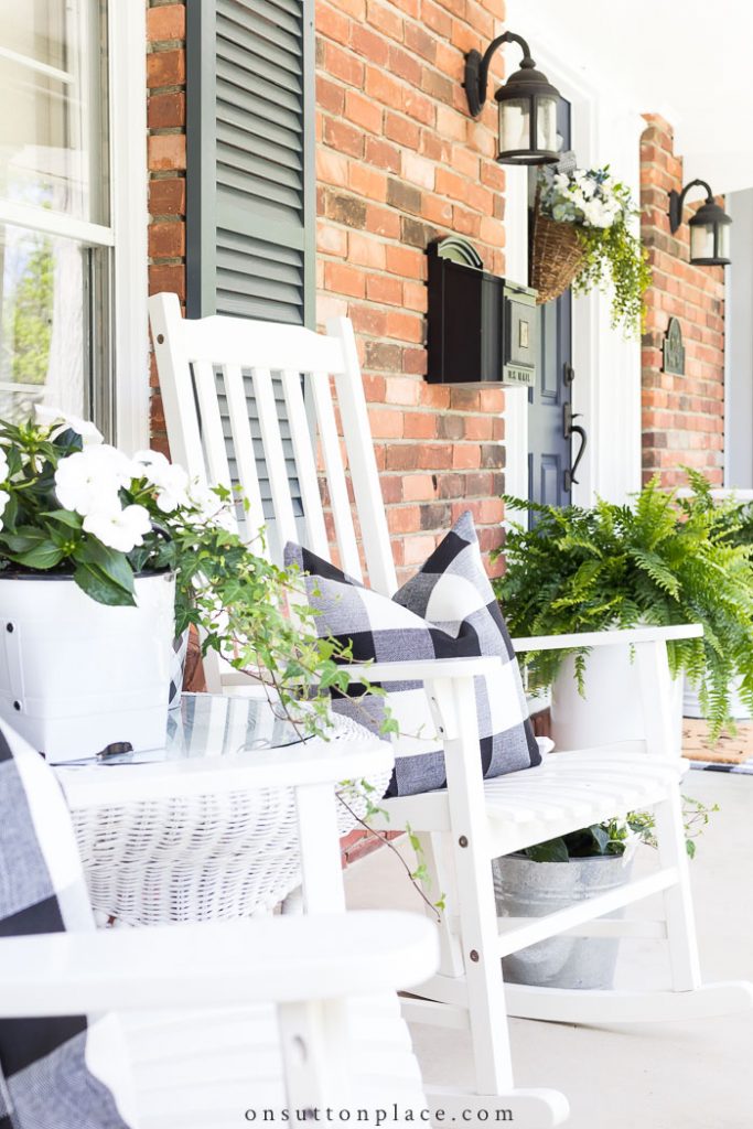 BEST SUMMER PORCH AND PATIO TIPS