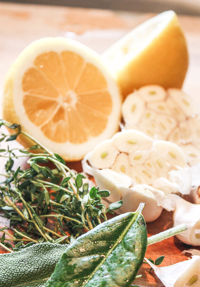 INGREDIENTS IN HERB BUTTER