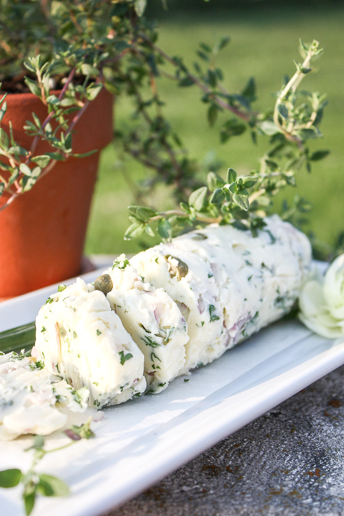 BEAUTIFUL AND DELICIOUS HERB BUTTER RECIPES