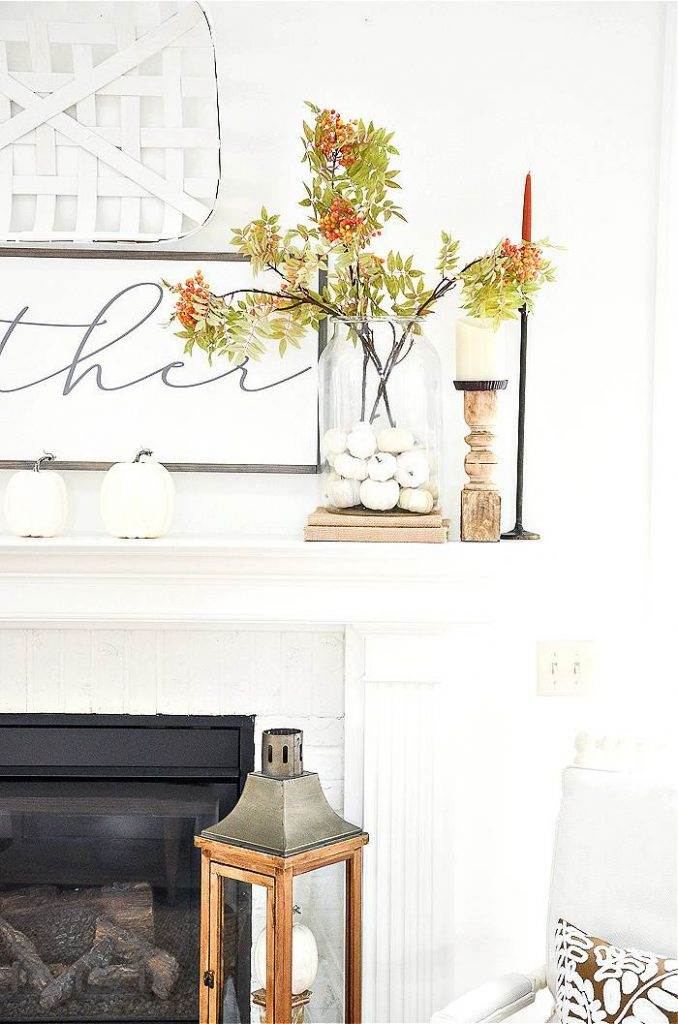 FALL DECORATED MANTEL