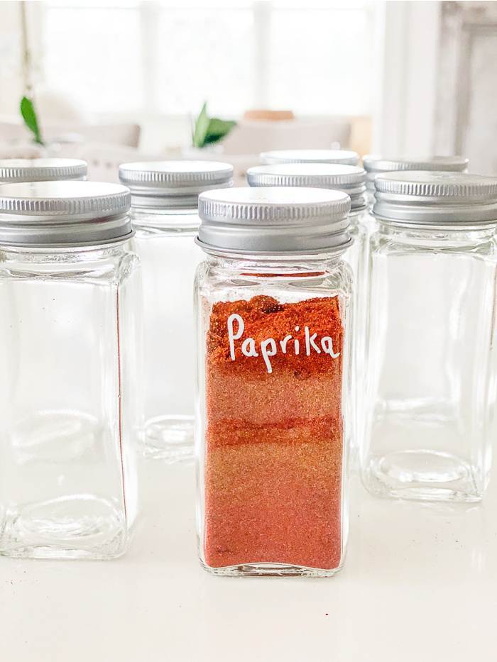 PAPRIKA IN THE NEW UNIFORM GLASS CONTAINER
