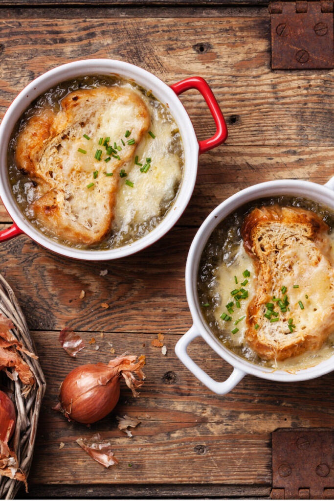 BOWL OF FRENCH ONION SOUP