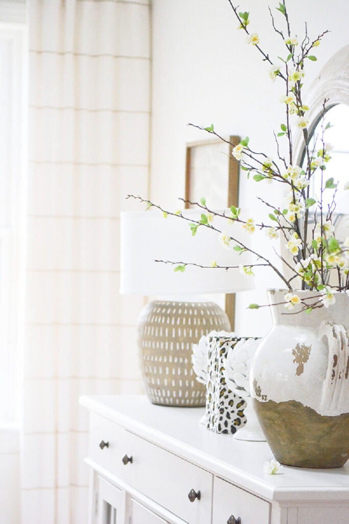 spring home tour- flowers in urn