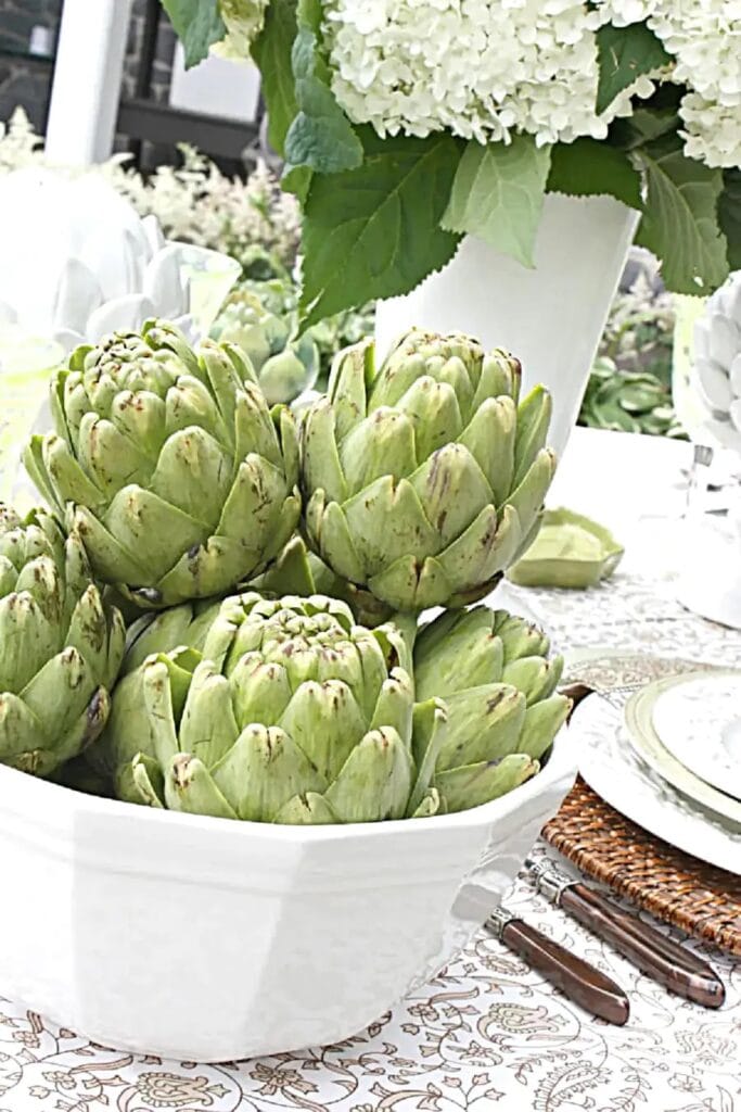 simple summer decorating ideas- artichokes in a bowl