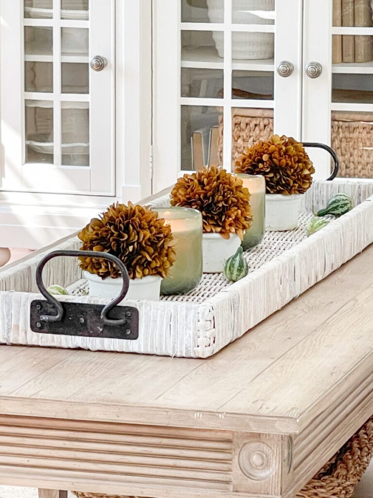INEXPENSIVE FALL DECORATING IDEAS- BASKET ON A COFFEE TABLE