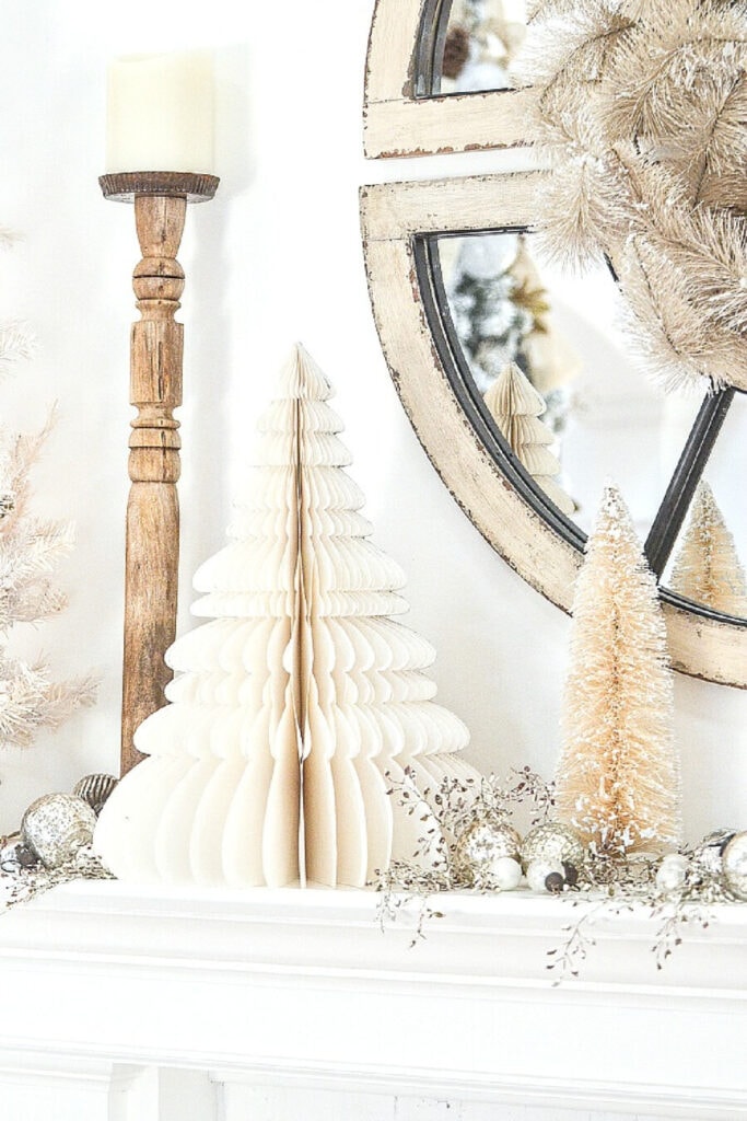 CHRISTMAS TRENDS 2022- PAPER DECORATIONS