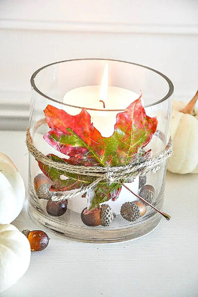 CANDLE WITH LEAF