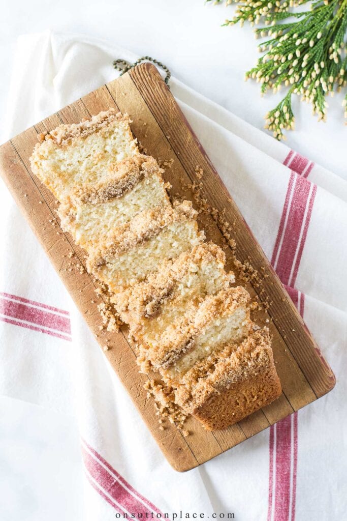 COFFEE CAKE ON A WOODEN BOARD