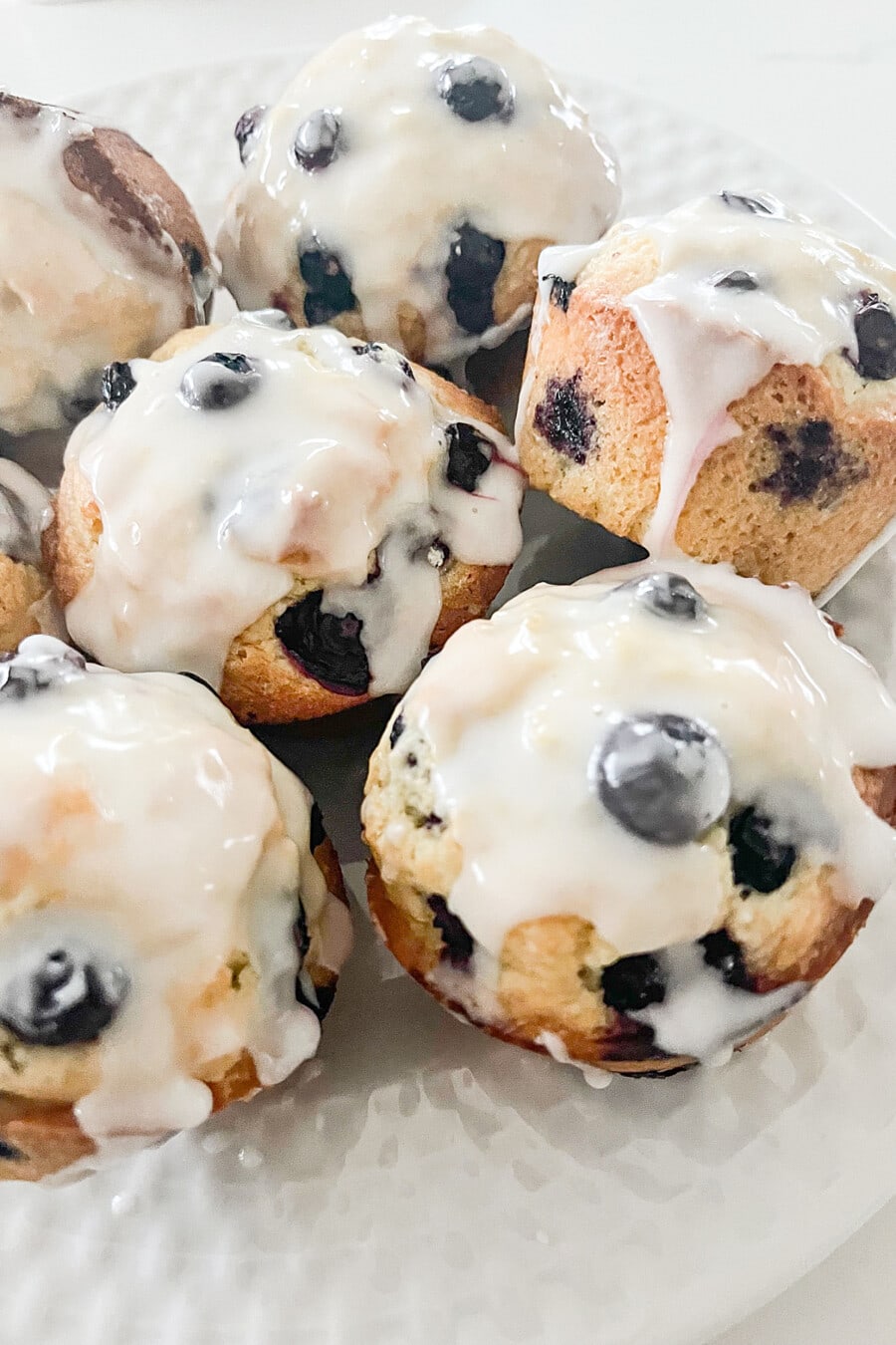 Easy Blueberry Muffin Recipe with Lemon Glaze