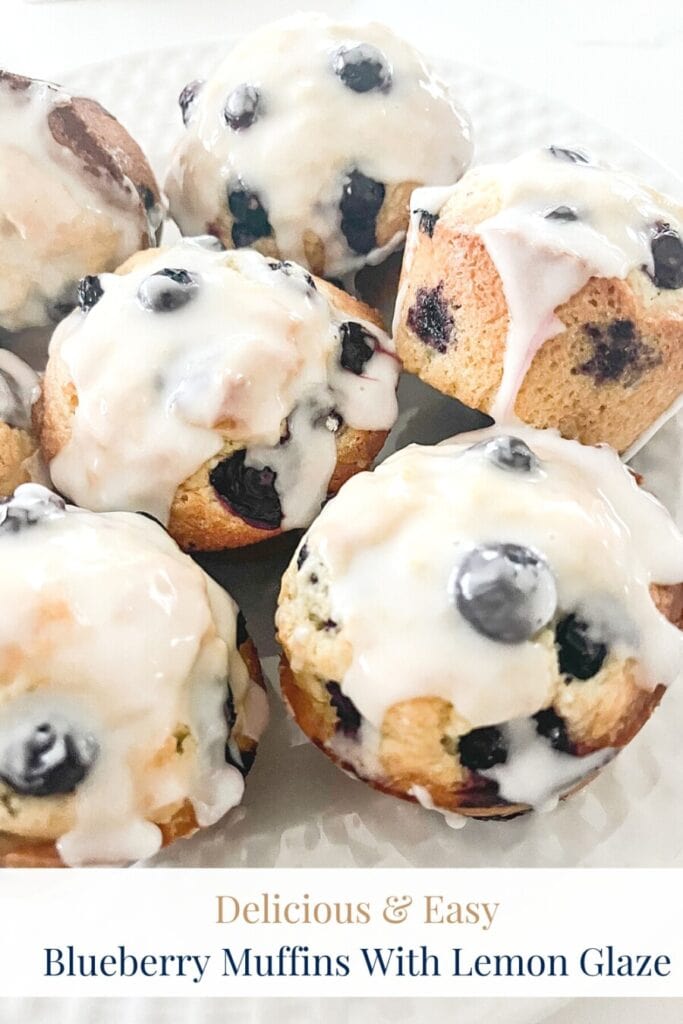 EASY BLUEBERRY MUFFIN RECIPE- MUFFINS ON A PLATE