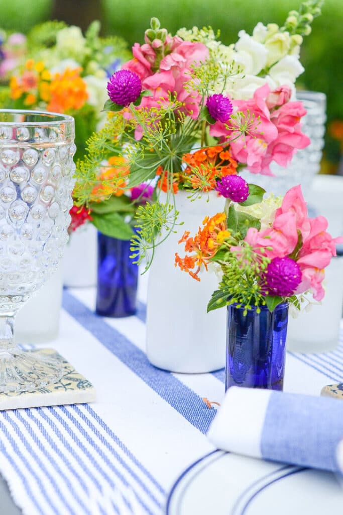 June outdoor table with flowers