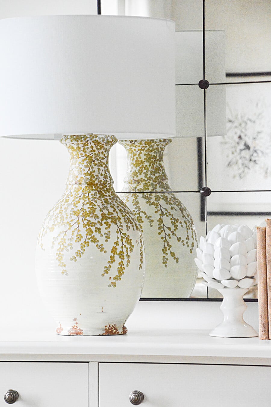 Easy And Beautiful Decoupage Lamp DIY