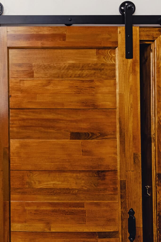 TRENDS THAT ARE OUT OF STYLE- BARN DOORS