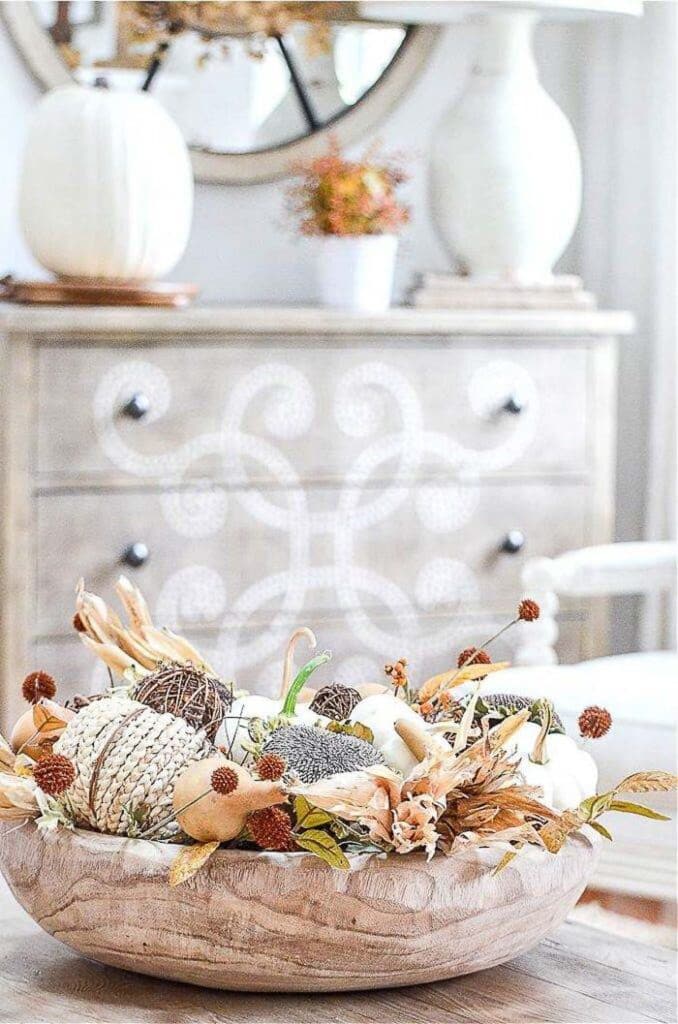 25 Thanksgiving ideas- doughbowl in the living room