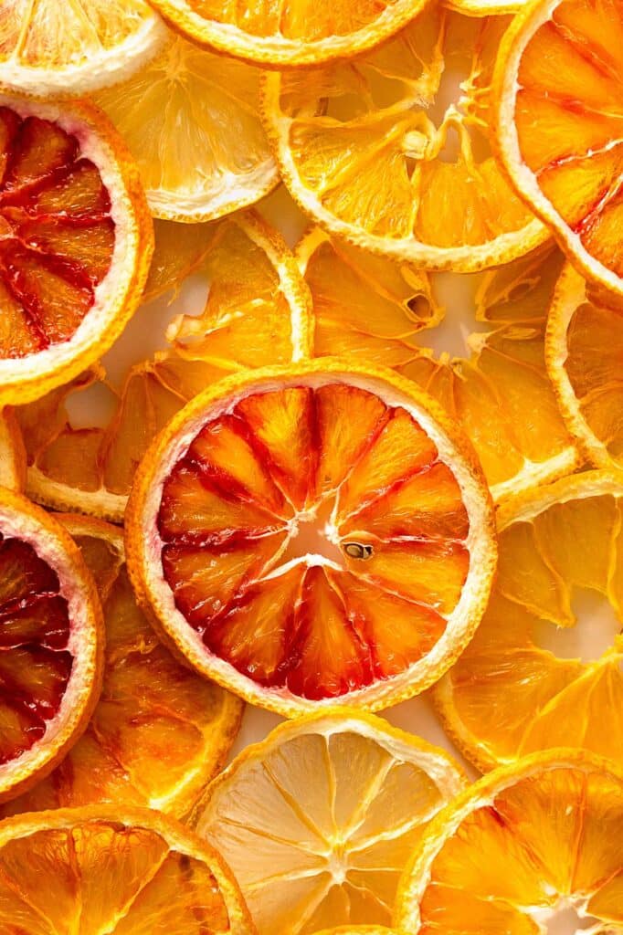 CHRISTMAS TRENDS 23- dried oranges