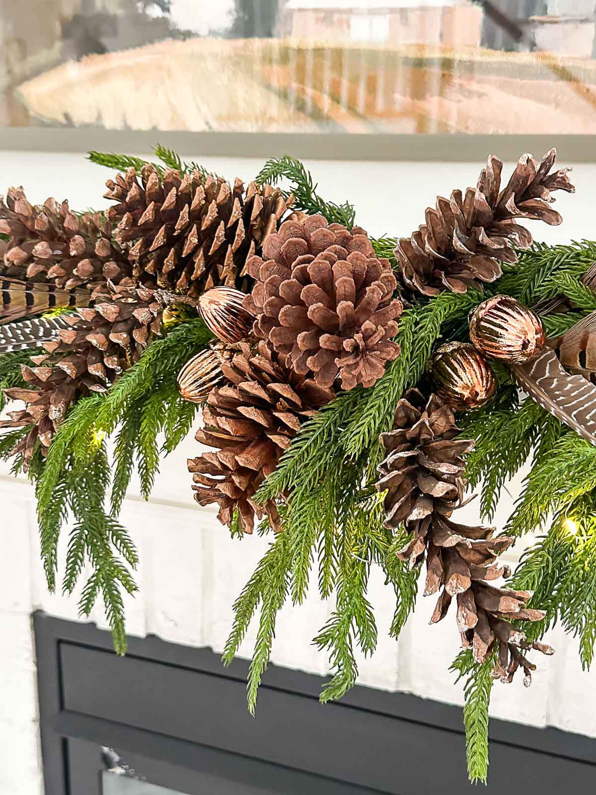 Decorating With Pinecones At Christmas: The Festive Ultimate Guide -  StoneGable