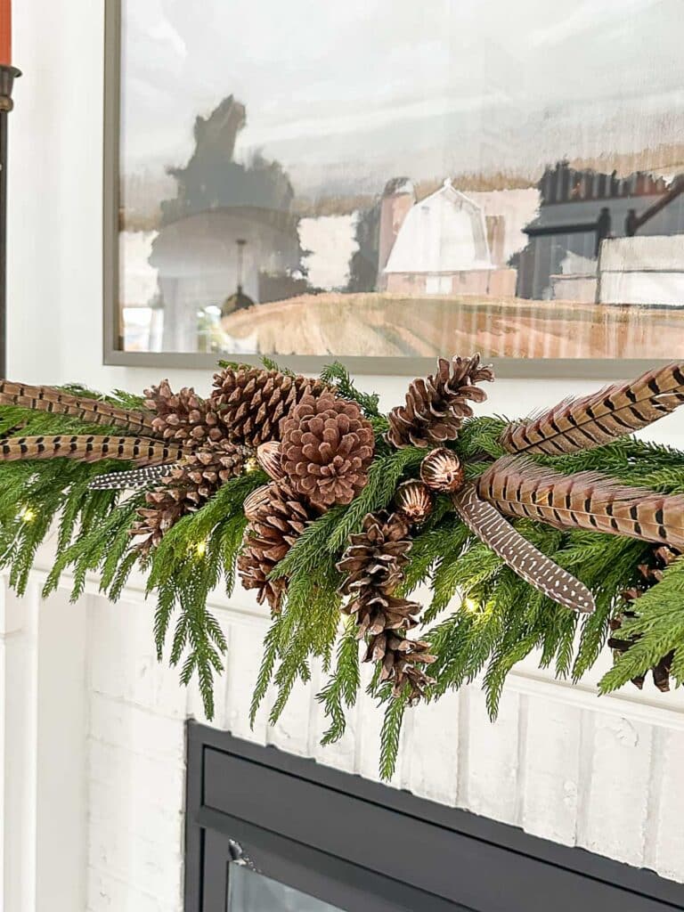 GREENS AND  OTHER NATURAL ELEMENTS ON THE MANTEL