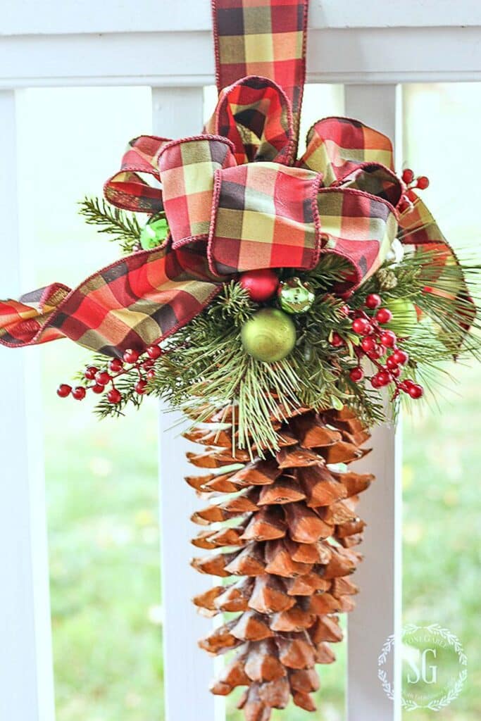DECORATING WITH PINECONES- large pinecone ornament