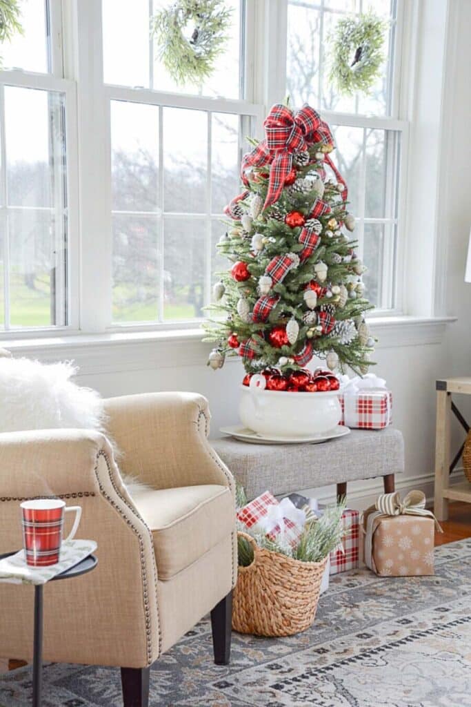 TABLETOP CHRISTMAS TREE- Tree in family room