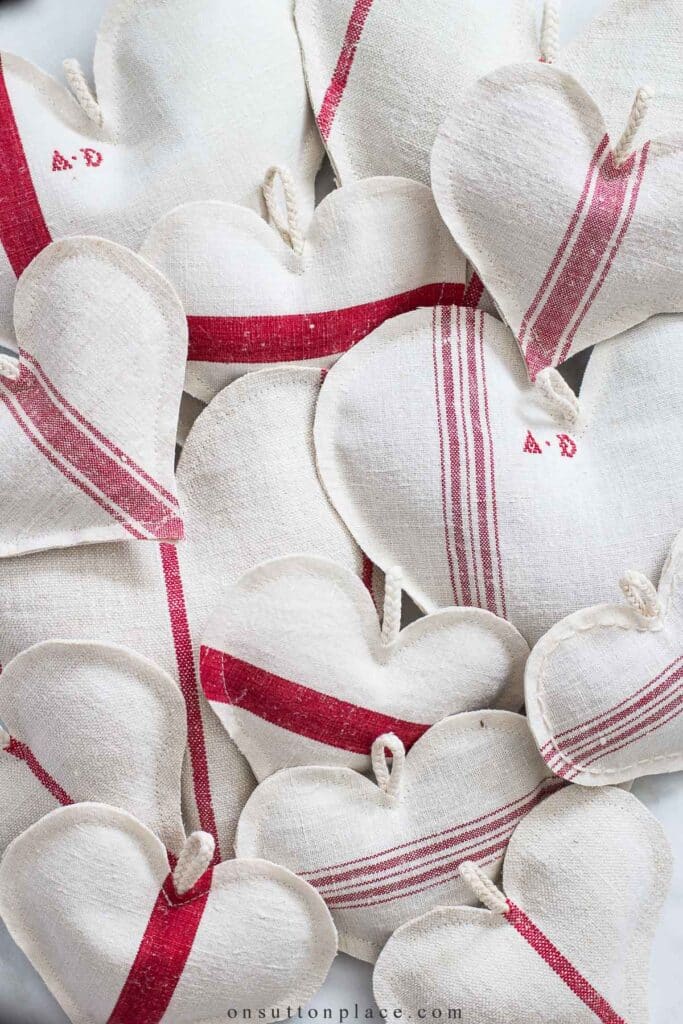 linen natural and red hearts