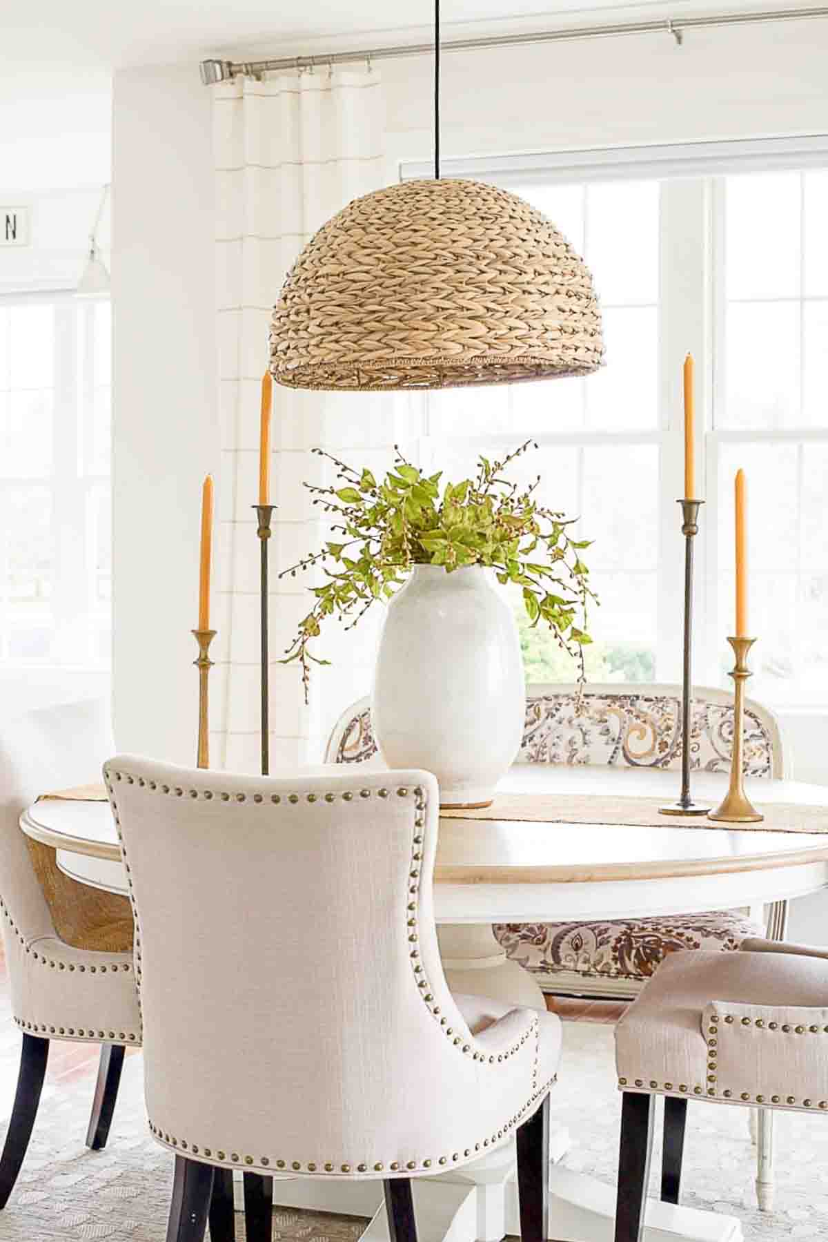 The Digest #5: 60 Small Room Decorating Ideas - StoneGable - Small Room Decorating Ideas For A Triangular Room