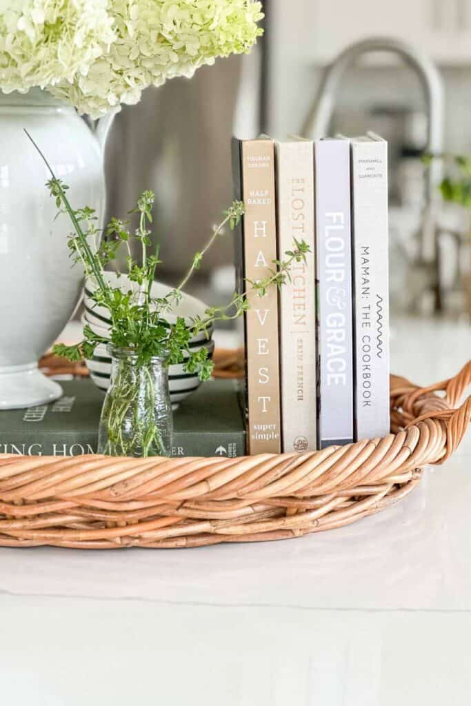 How to Display Cookbooks in Kitchen 